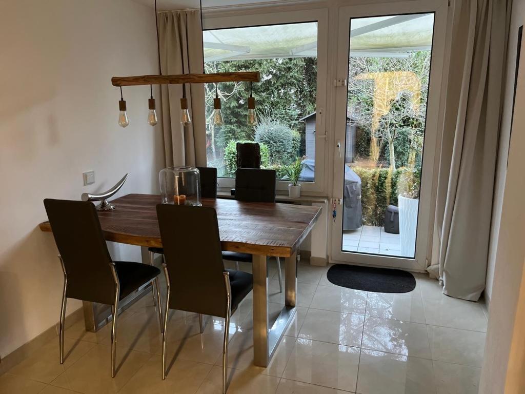 Casa Arturo Duesseldorf Apartment Luaran gambar